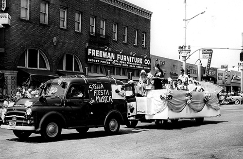 Fiesta La Ballona Parade Float